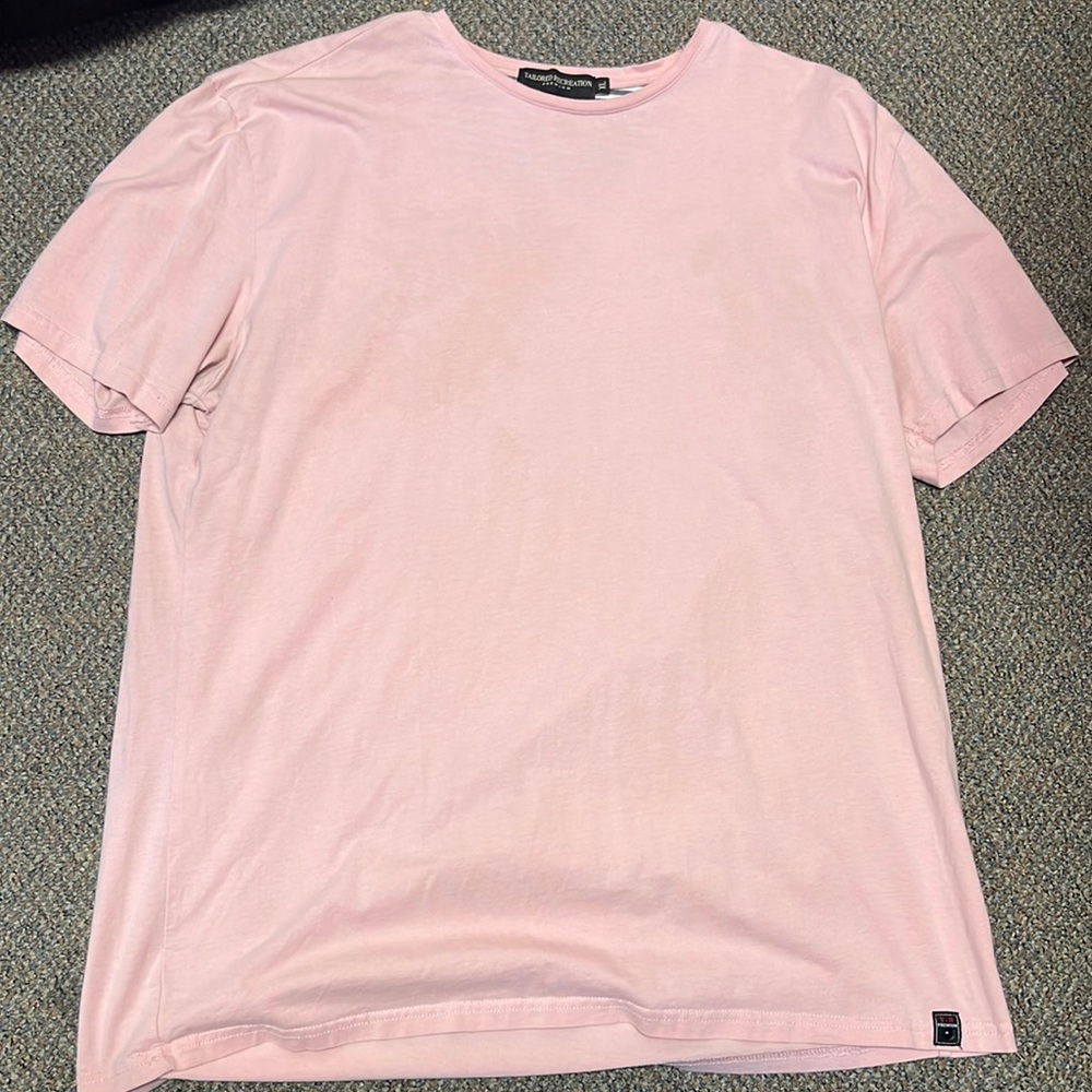 Tailored Recreation Premium Pink XL T-shirt